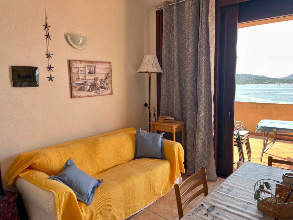 Appartamento Fronte Mare Residence Weber La Maddalena  Buitenkant foto